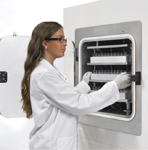 Pilotní mrazicí sušárna pro rozšíření