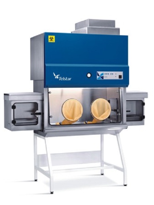 Positive pressure isolator