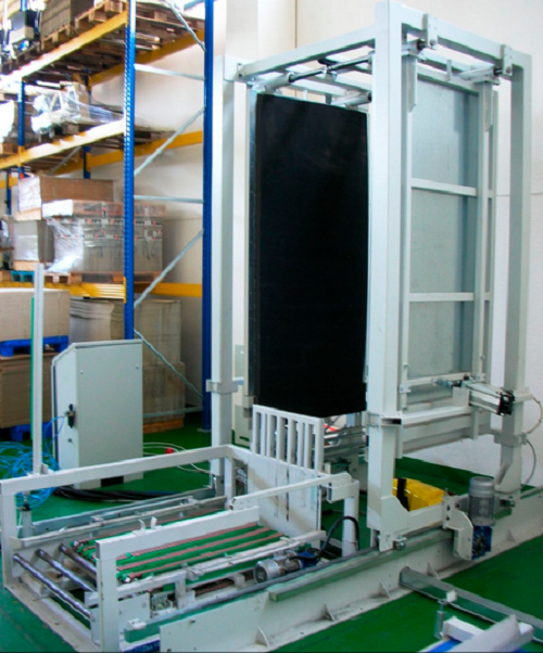 Non-tilting pallet changer