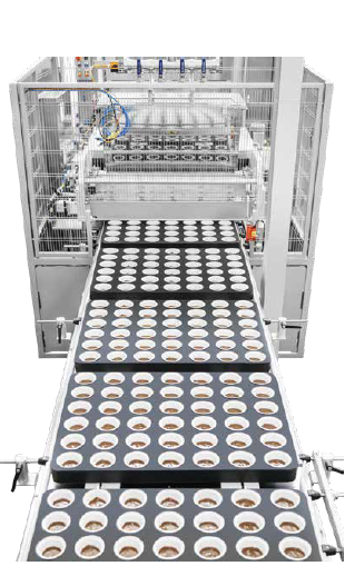 Tortatészta és tejszínes lerakó gép