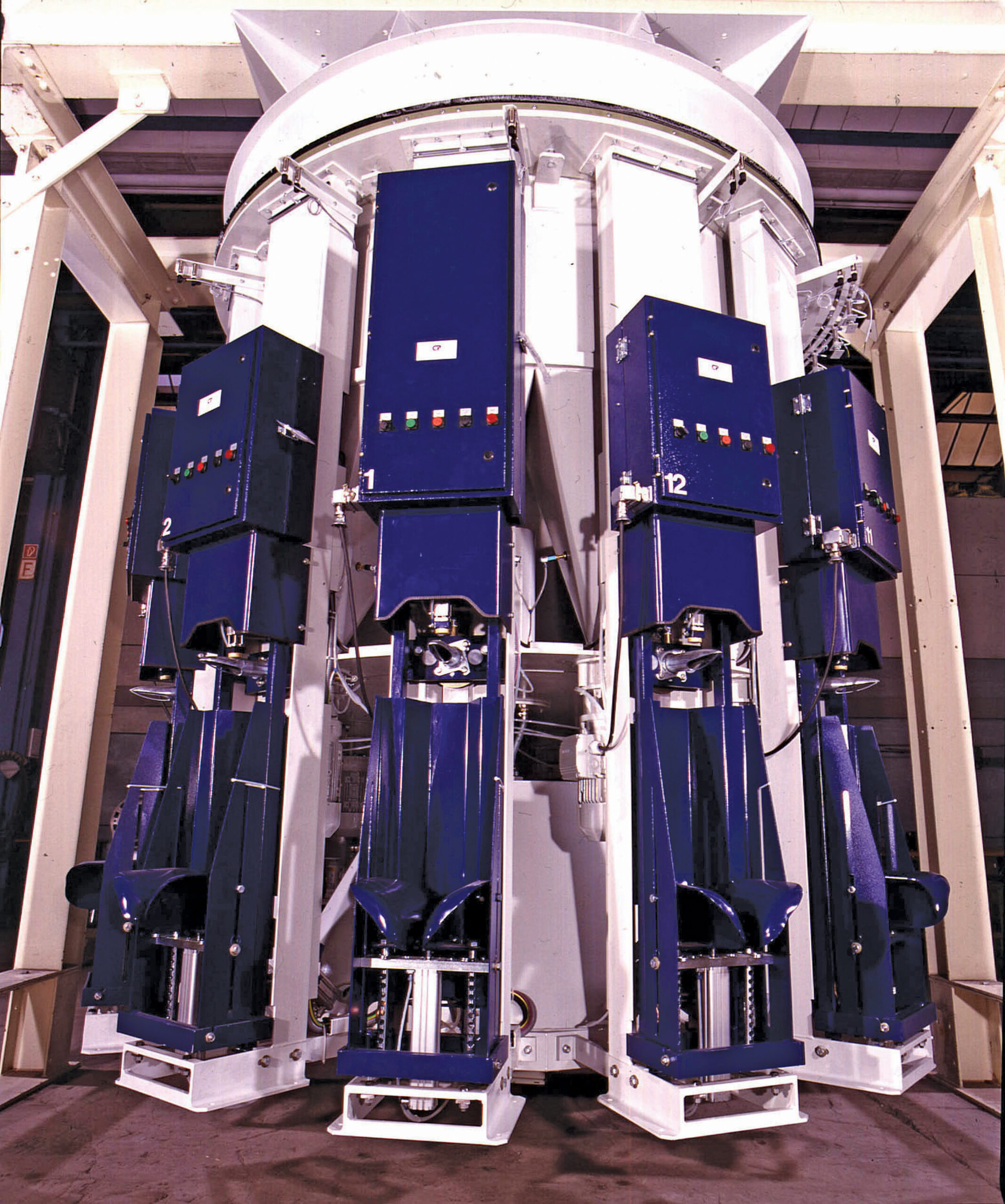 Rotary cement packer