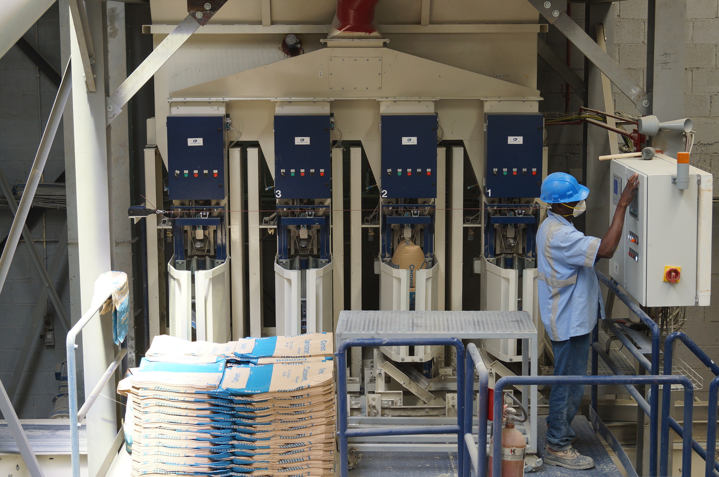 In-line cement packer