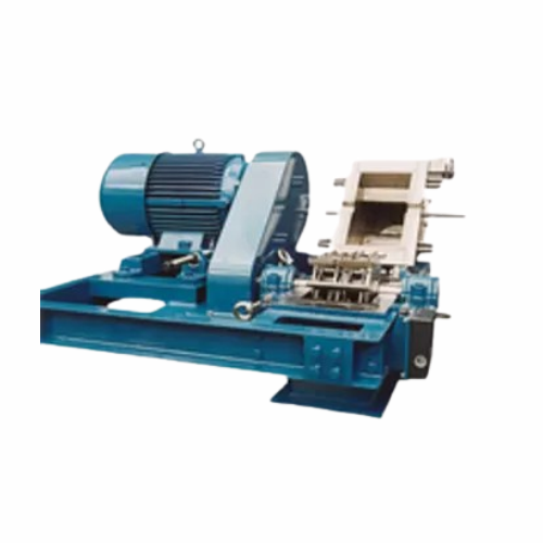 High-speed pulverizer for carbon black production