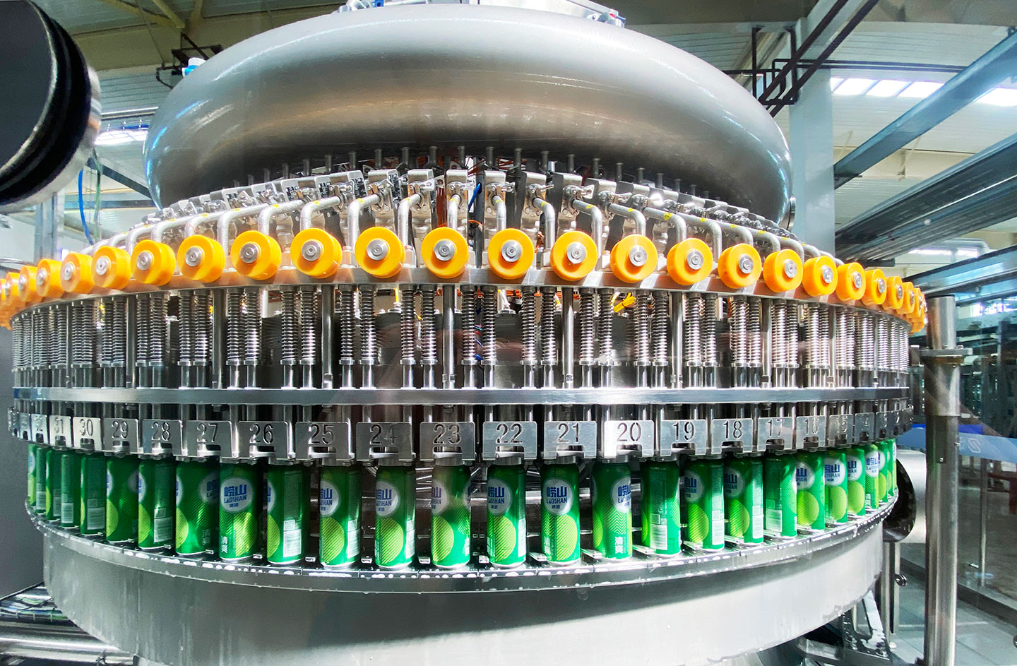 Volumetric Beverage  Can Filling Machine